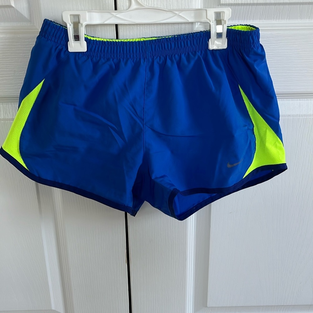 Nike athletic shorts in blue + yellow size adult S